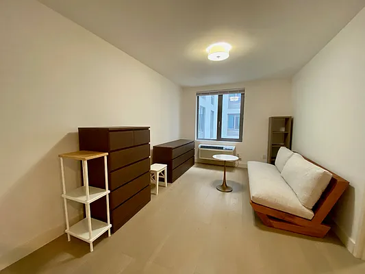 Rented by Living New York | media 13