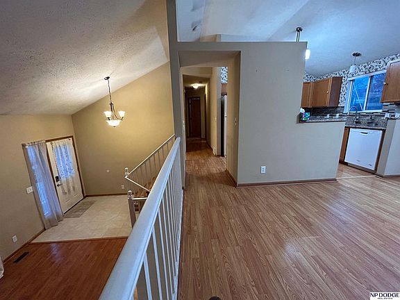 4th image of 3003 Blackhawk Dr