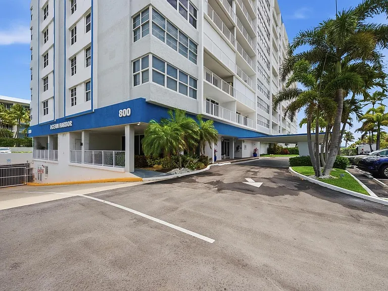 800 SE 20th Ave #901 — Photo 21