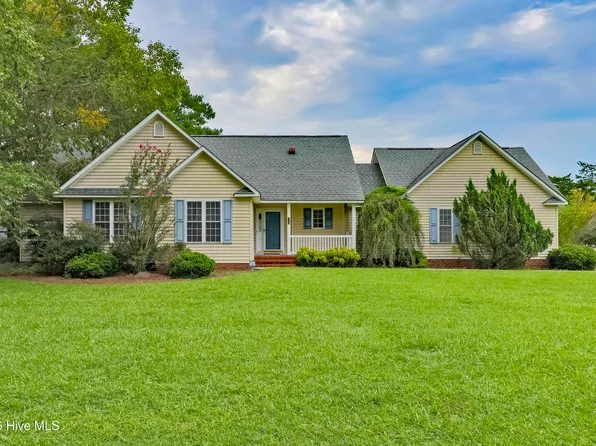 215 S Johnson Street, Beulaville, NC 28518