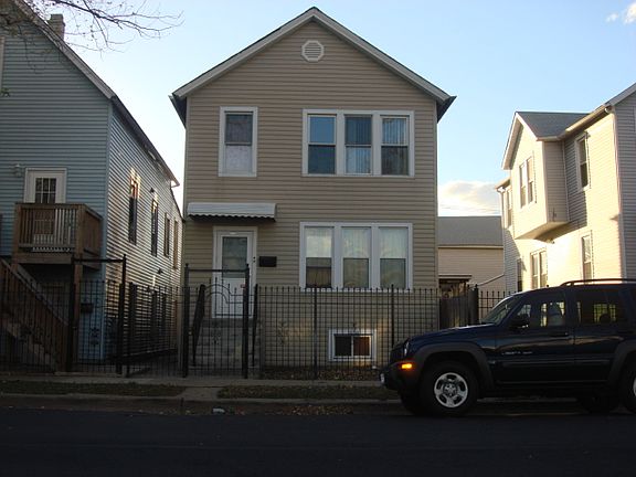 2nd image of 3546 S Rockwell St