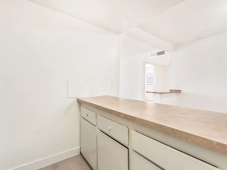 5309 W Cheyenne Ave — Photo 12