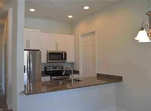 5th image of 11608 Saunders Ave