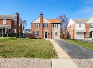 202 Oxford Hill Ln, Havertown, PA 19083