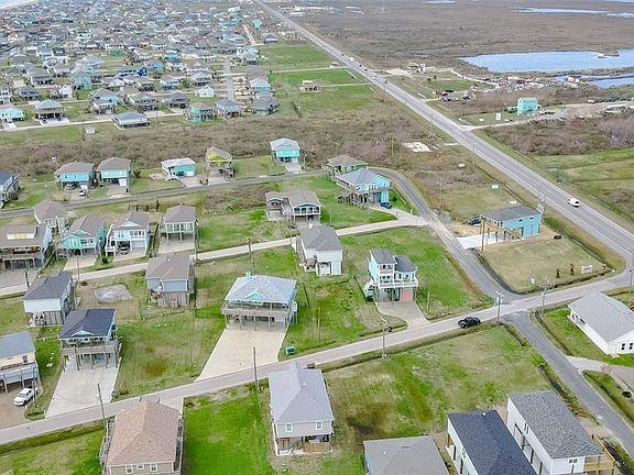 5th image of 983 Tidelands Dr