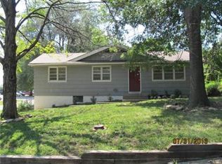 807 SW 17th St, Blue Springs, MO 64015