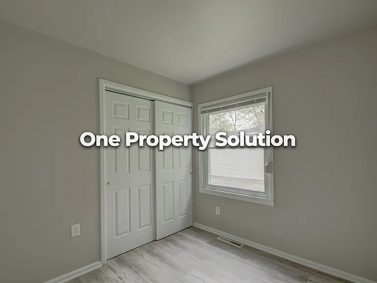 1008 Hovey St — Photo 11