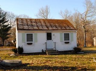 33 Little Neck Rd, Fairhaven, MA 02719