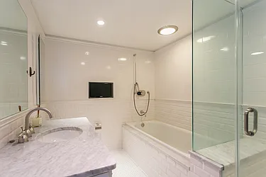 Rented by Vivaldi Real Estate