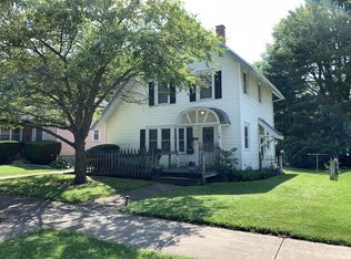 607 N McKinley Ave, Champaign, IL