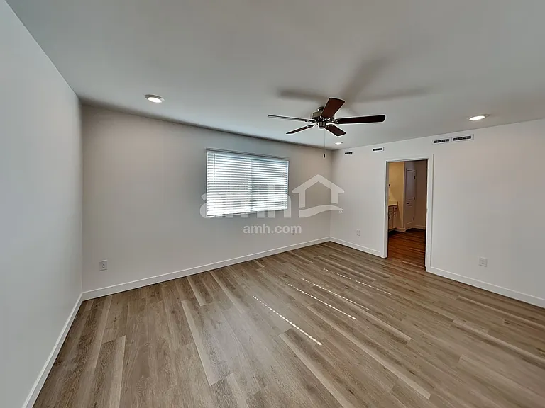 6035 W Calle Palmitas — Photo 10