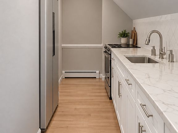 2nd image of 12-14 Shannon St #3