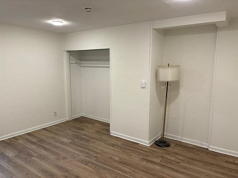8 N West Blvd #1 — Photo 13