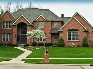 2027 Birch Bluff Dr, Okemos, MI 48864