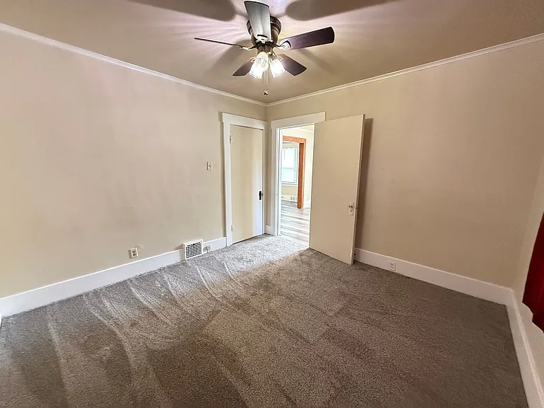 174 Walcott Ave — Photo 12