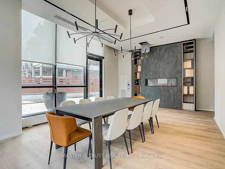 609 Sherbourne St #305 — Photo 31