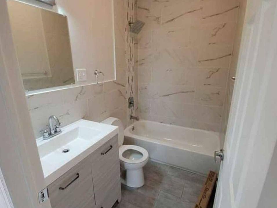2nd image of 681 Summer Ave #6