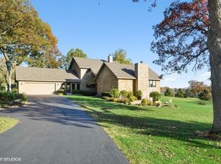 11327 James Ct, Genoa, IL 60135