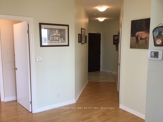 1st image of 1359 Rathburn Rd E #909