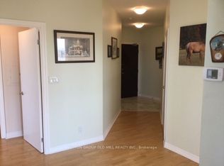 1359 Rathburn Rd E #909, Mississauga, ON L4W5P7
