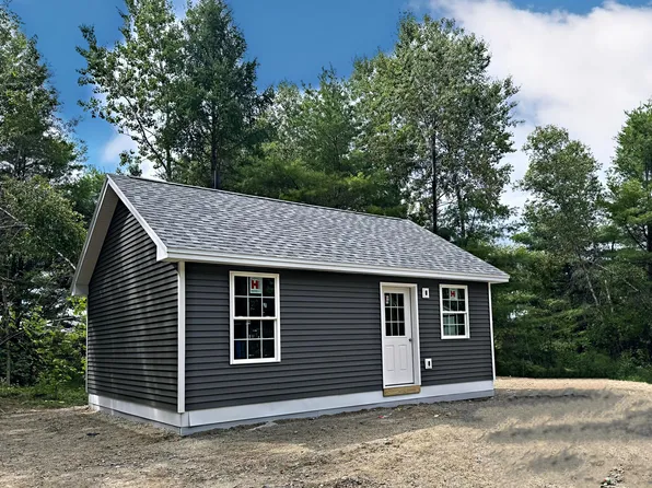 22 Splendor Drive, Sabattus, ME 04280