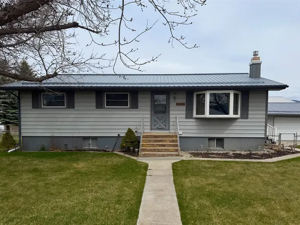 509 1st St E, Whitehall, MT 59759