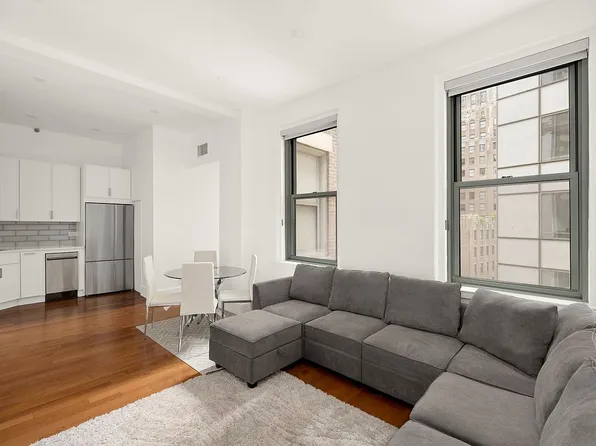 120 Greenwich St APT 8H, New York, NY 10006