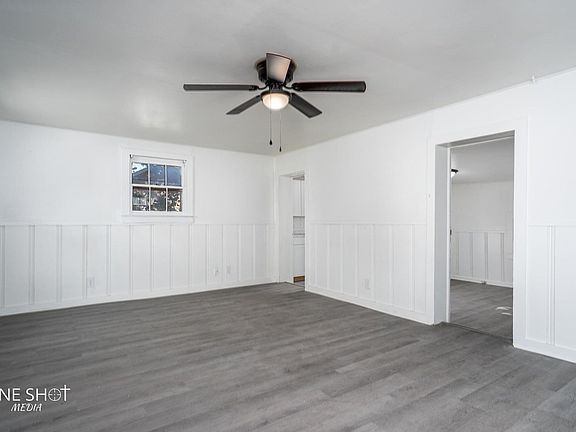 4th image of 1909 1/2 Highland Ave