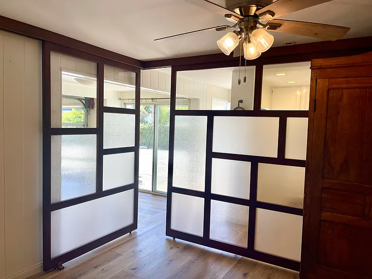 432 Court Ave — Photo 12