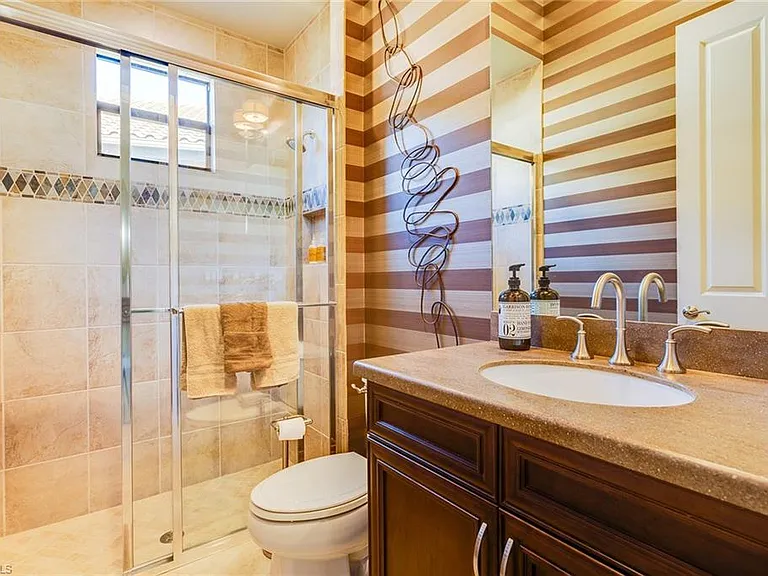 6215 Brunello Ln — Photo 22