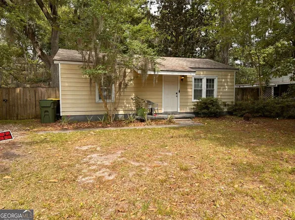5649 Emory Dr, Savannah, GA 31406