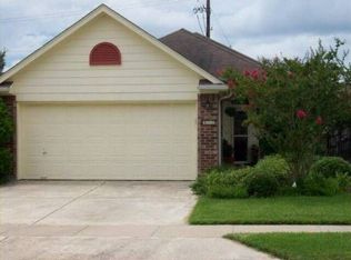 910 Pennsylvania Ave, Victoria, TX 77904