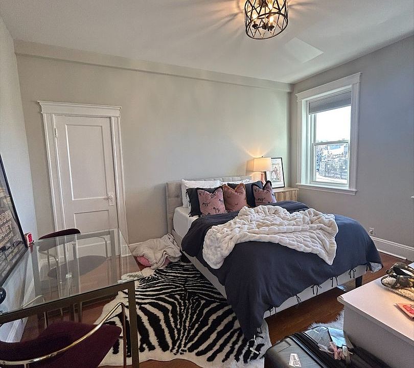 1st image of 1209 Commonwealth Ave #5