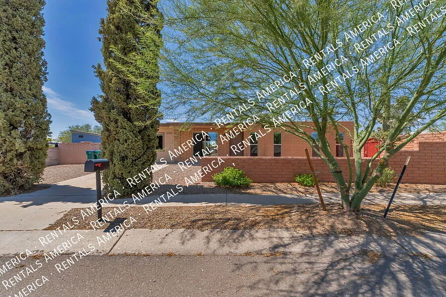 4000 W Orangewood Dr