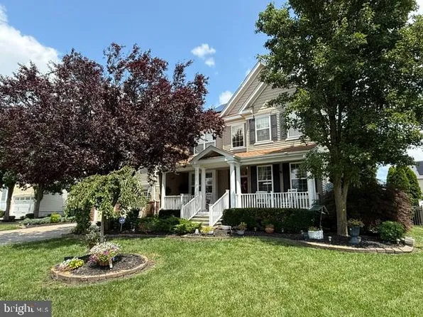 5 Banbury Rd, Lumberton, NJ 08048