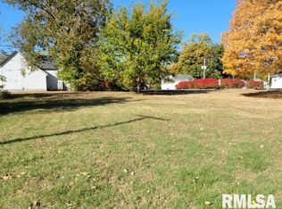 328 Broadway St, Mount Vernon, IL 62864