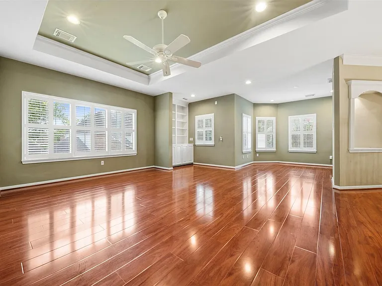 17 Ambleside Crescent Dr — Photo 29