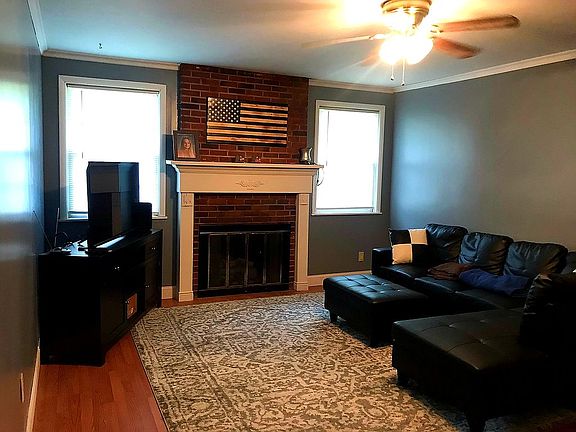 4th image of 3537 Lucinda Dr