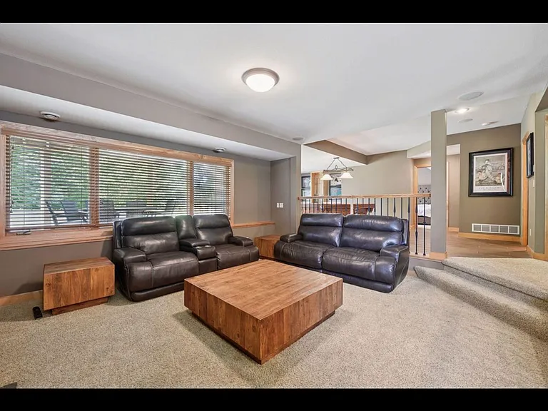 15208 Fairway Heights Rd NW — Photo 37