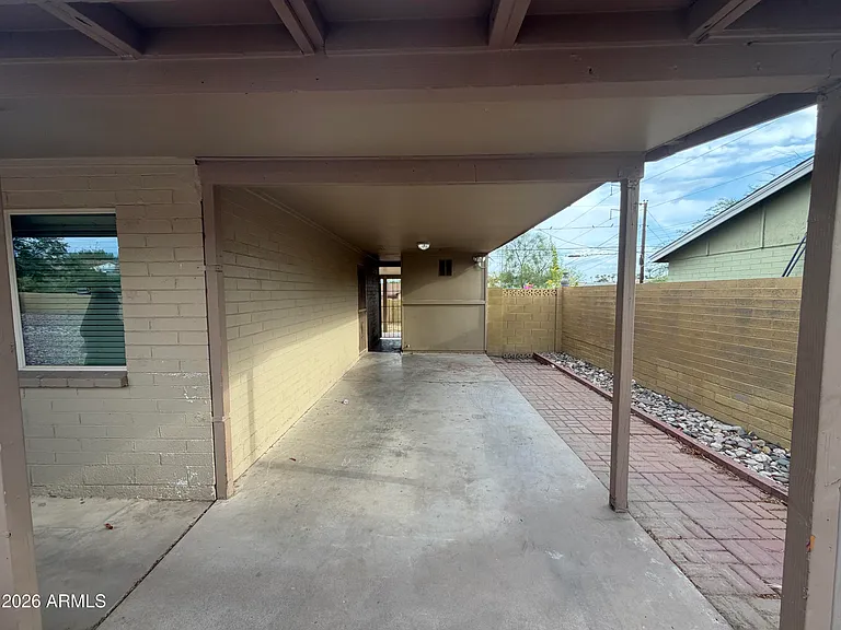 1207 E Christy Dr — Photo 17