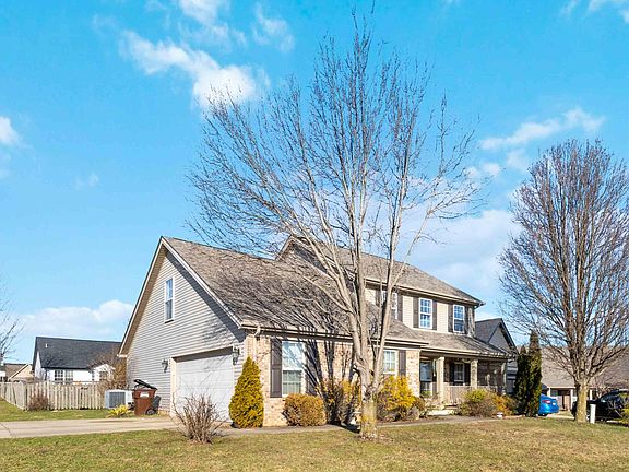 2nd image of 401 Drayton Pl