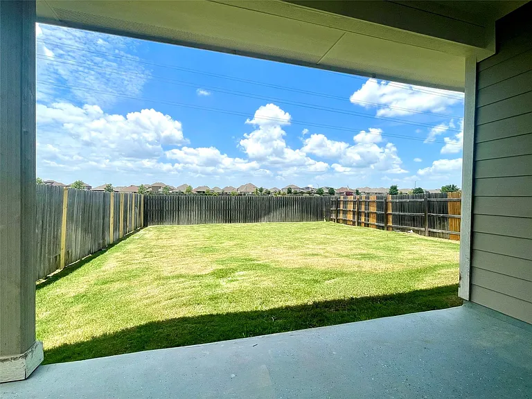 6701 Wolf Pack Dr — Photo 32