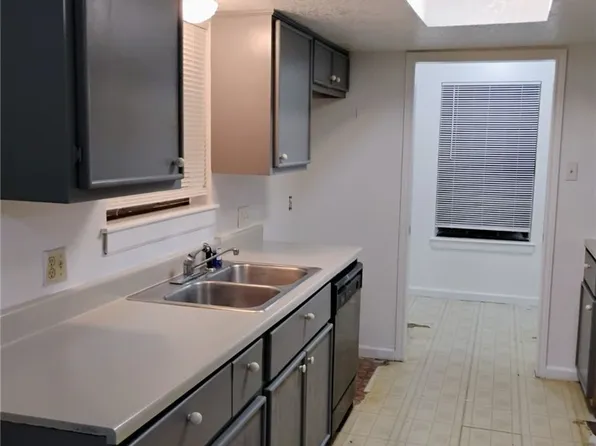209 Orchard St, San Marcos, TX 78666