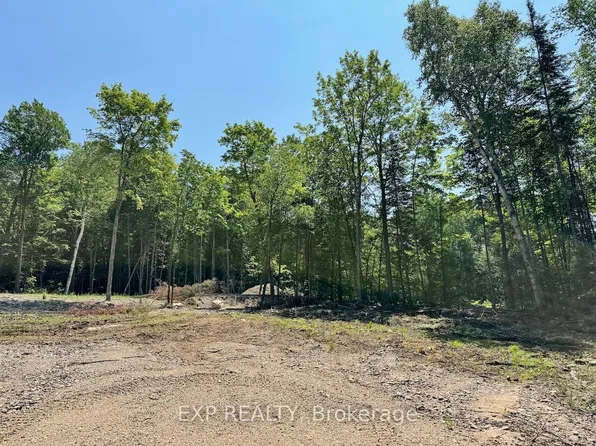 LOT 14 Lakewoods Dr, Madawaska Valley, ON K0J 1B0