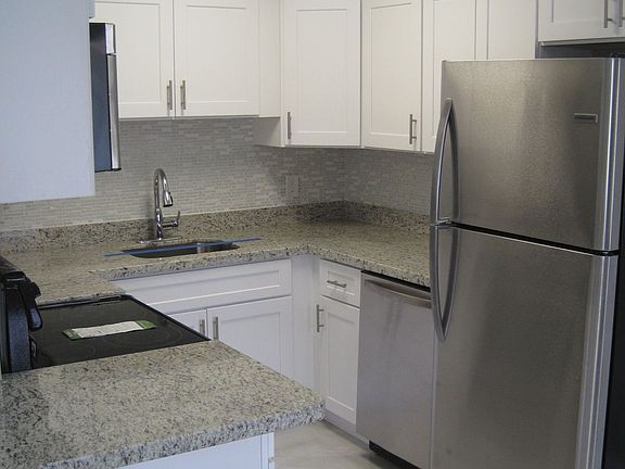 3rd image of 1086 NE 33rd St APT 2