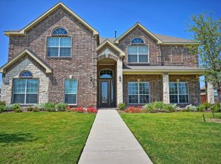 1305 Canary Ln, Forney, TX 75126