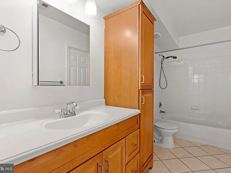 4525 Superior Sq #4525 — Photo 21