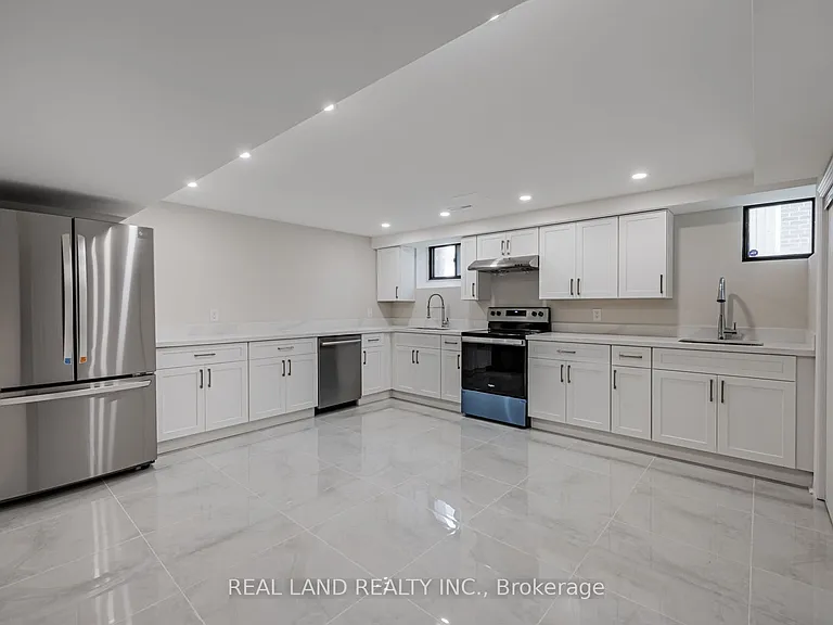274 Timothy Ct #LOWER — Photo 6