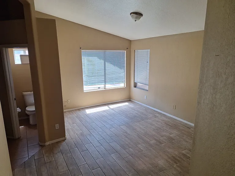 8701 W Granada Rd — Photo 7