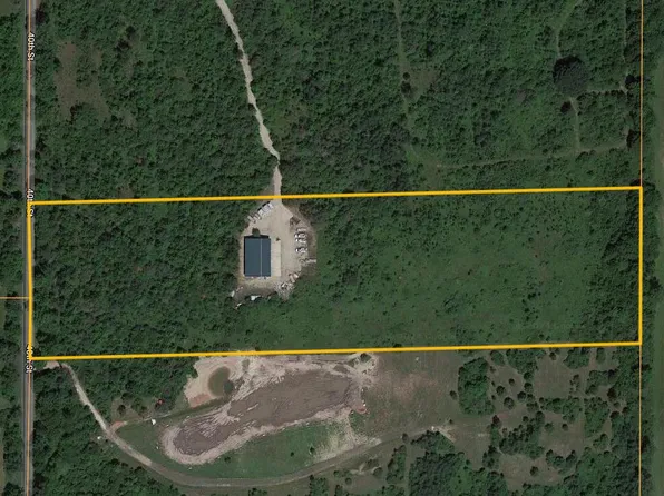 42833 40th St, Paw Paw, MI 49079